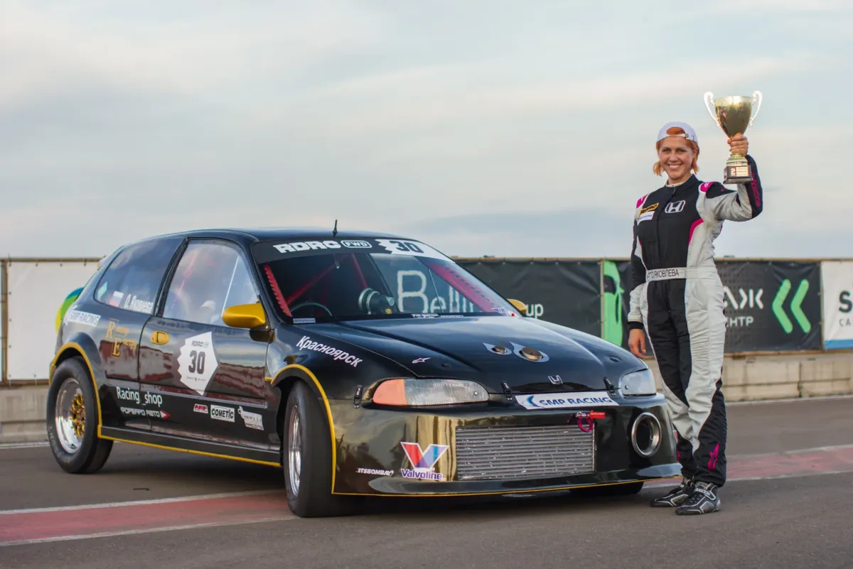 Oksana Yakovleva's Honda Civic Drag Car – 9.543s ET Record